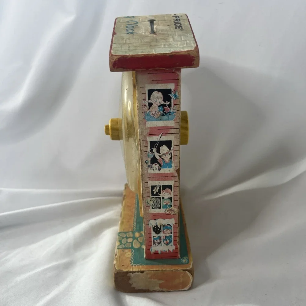 1968 Fisher Price Music Box Teaching Clock 998 School Toy Vintage‎ WORKS FAIR